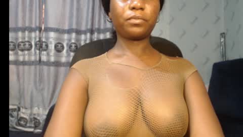 Snapshot of ebony_sexy_queen chatting on 12/24/24, 10:01 Racheal online show from 12/24/24, 10:01