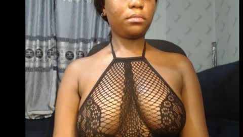 Snapshot of ebony_sexy_queen chatting on 01/09/25, 06:47 Racheal online show from 01/09/25, 06:47