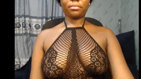 Snapshot of ebony_sexy_queen chatting on 01/10/25, 06:38 Racheal online show from 01/10/25, 06:38