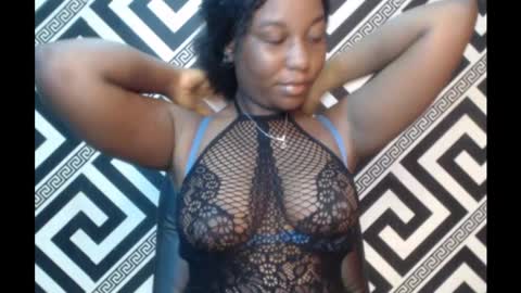 Snapshot of ebony_sexy_queen chatting on 02/16/25, 10:10 Racheal online show from 02/16/25, 10:10