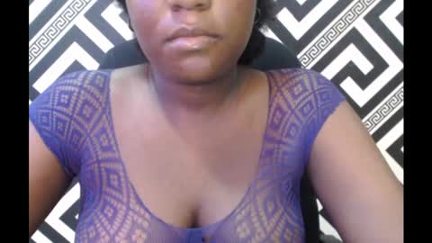 Snapshot of ebony_sexy_queen chatting on 03/04/25, 08:16 Racheal online show from 03/04/25, 08:16
