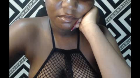 Snapshot of ebony_sexy_queen chatting on 03/07/25, 12:12 Racheal online show from 03/07/25, 12:12