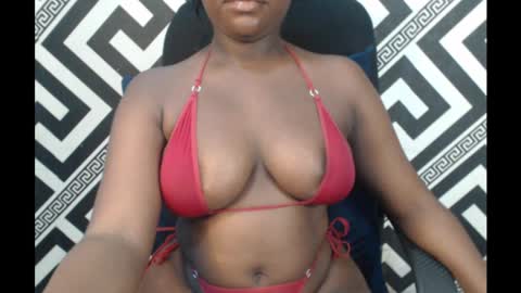 Snapshot of ebony_sexy_queen chatting on 03/09/25, 07:37 Racheal online show from 03/09/25, 07:37