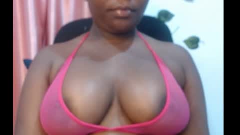 Snapshot of ebony_sexy_queen chatting on 09/20/25, 08:26 Racheal online show from 09/20/25, 08:26