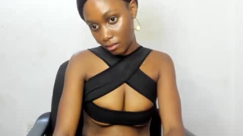 Snapshot of ebony_slimgirl2 chatting on 10/14/25, 05:52 Ebony-slimgirl2 online show from 10/14/25, 05:52