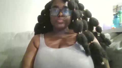 ebonybigtitqueen3 online show from 11/02/25, 03:09