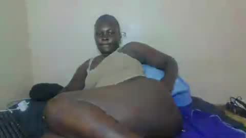 Snapshot of ebonyblack28 chatting on 06/23/26, 07:45 MELVINE online show from 06/23/26, 07:45