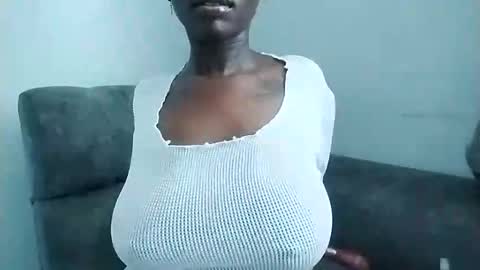 Ebony Melanie online show from 02/10/25, 10:31