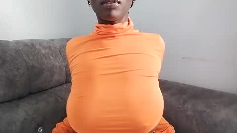 Ebony Melanie online show from 03/05/25, 04:56