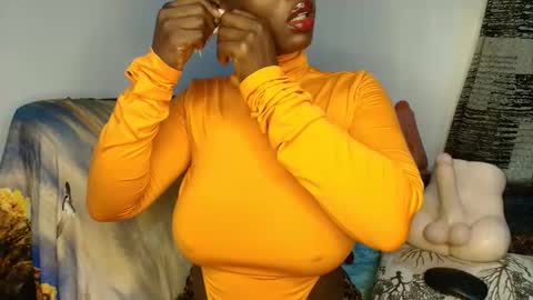 Ebony Melanie online show from 02/18/26, 09:00