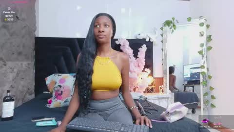 Snapshot of ebonycoworker chatting on 05/25/26, 07:20 ebonycoworker online show from 05/25/26, 07:20