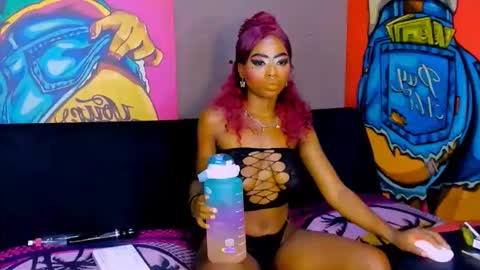 Pearl online show from 12/08/24, 02:28