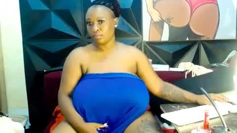 Snapshot of ebonyfancyfacexxx chatting on 04/21/26, 04:30 ebonyfancyfacexxx online show from 04/21/26, 04:30