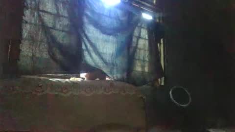 Bella online show from 11/17/25, 10:21