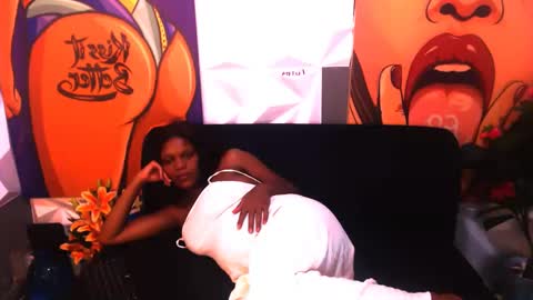 Snapshot of ebonykinkx chatting on 02/13/25, 05:11 Call me MeL online show from 02/13/25, 05:11