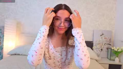 Milly online show from 10/21/25, 03:18