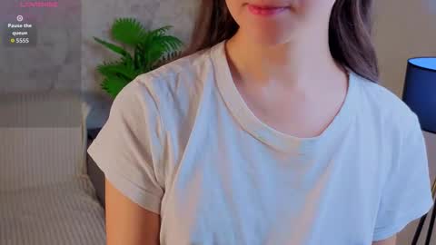 Snapshot of ebonyleibenstein chatting on 11/29/25, 03:31 Milly online show from 11/29/25, 03:31