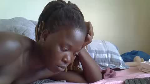 Snapshot of ebonyliliana chatting on 01/25/25, 10:40 ebonyliliana online show from 01/25/25, 10:40