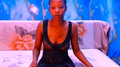 ebonypretty4u online show from 10/14/25, 06:47