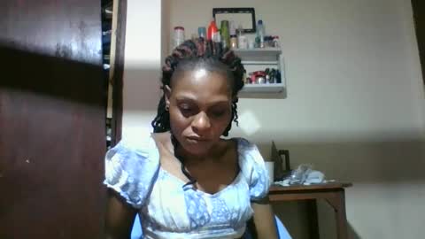 Snapshot of ebonyqueen4 chatting on 12/22/25, 07:16 JACKLINE online show from 12/22/25, 07:16