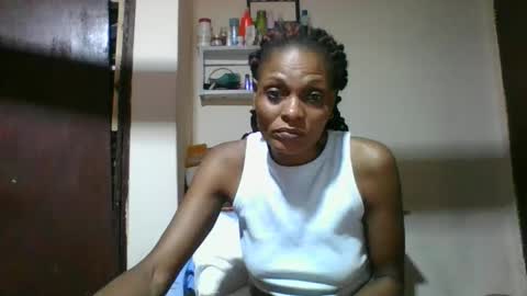 Snapshot of ebonyqueen4 chatting on 12/22/25, 07:33 JACKLINE online show from 12/22/25, 07:33