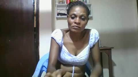 Snapshot of ebonyqueen4 chatting on 01/08/26, 08:27 JACKLINE online show from 01/08/26, 08:27