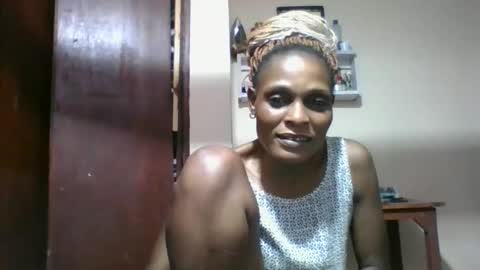 Snapshot of ebonyqueen4 chatting on 02/16/26, 01:18 JACKLINE online show from 02/16/26, 01:18