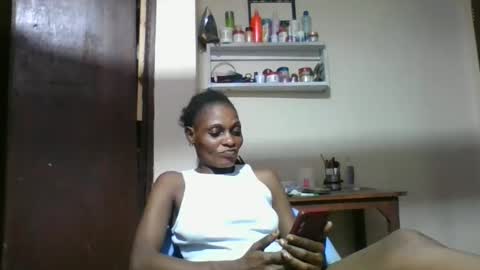 Snapshot of ebonyqueen4 chatting on 02/19/26, 07:21 JACKLINE online show from 02/19/26, 07:21