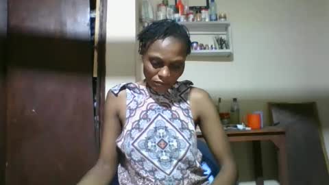 Snapshot of ebonyqueen4 chatting on 03/19/26, 02:15 JACKLINE online show from 03/19/26, 02:15