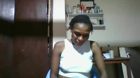 Snapshot of ebonyqueen4 chatting on 03/27/26, 08:59 JACKLINE online show from 03/27/26, 08:59