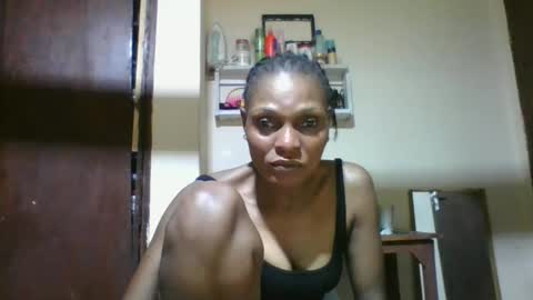 Snapshot of ebonyqueen4 chatting on 04/28/26, 09:03 JACKLINE online show from 04/28/26, 09:03