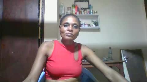 Snapshot of ebonyqueen4 chatting on 05/11/26, 02:45 JACKLINE online show from 05/11/26, 02:45