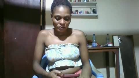 Snapshot of ebonyqueen4 chatting on 05/14/26, 08:54 JACKLINE online show from 05/14/26, 08:54