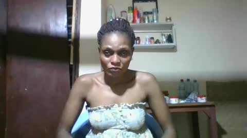 Snapshot of ebonyqueen4 chatting on 05/16/26, 10:12 JACKLINE online show from 05/16/26, 10:12
