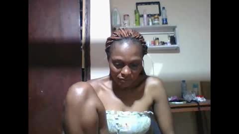 Snapshot of ebonyqueen4 chatting on 06/06/26, 06:18 JACKLINE online show from 06/06/26, 06:18