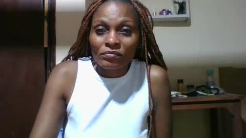 Snapshot of ebonyqueen4 chatting on 06/12/26, 08:13 JACKLINE online show from 06/12/26, 08:13