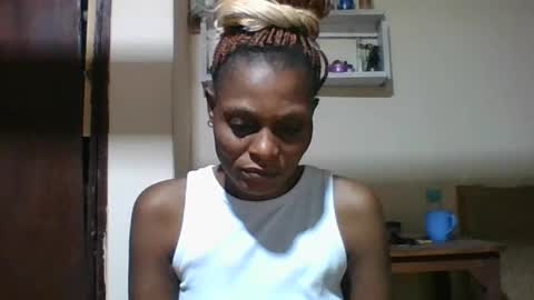 Snapshot of ebonyqueen4 chatting on 06/13/26, 08:23 JACKLINE online show from 06/13/26, 08:23