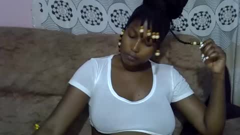 Snapshot of ebonysk chatting on 04/23/26, 01:35 pretty online show from 04/23/26, 01:35