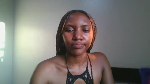 ebonyslut09 online show from 03/09/26, 04:16