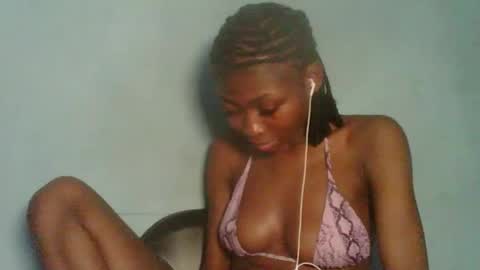 Snapshot of ebonyxxbabe chatting on 10/14/25, 11:27 ebonyxxbabe online show from 10/14/25, 11:27