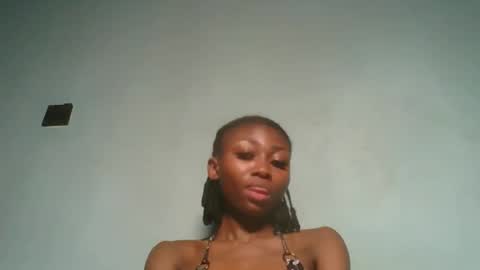 Snapshot of ebonyxxbabe chatting on 10/23/25, 12:32 ebonyxxbabe online show from 10/23/25, 12:32