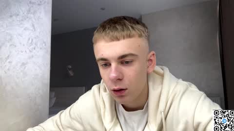 Snapshot of echowraith chatting on 11/15/25, 10:12 echowraith online show from 11/15/25, 10:12