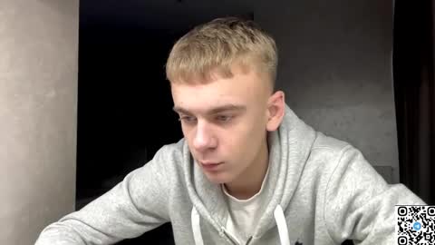 Snapshot of echowraith chatting on 11/21/25, 10:25 echowraith online show from 11/21/25, 10:25