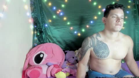    online show from 12/02/25, 03:07