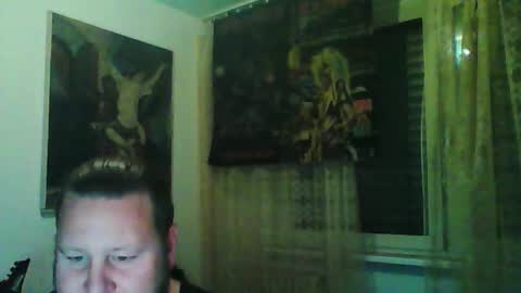 Snapshot of eda666 chatting on 10/04/25, 05:44 Edward online show from 10/04/25, 05:44