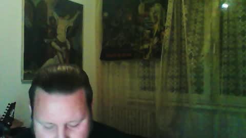 Snapshot of eda666 chatting on 10/08/25, 05:43 Edward online show from 10/08/25, 05:43