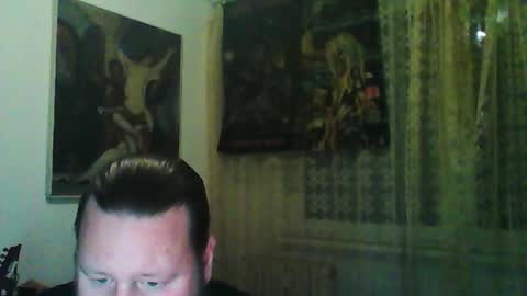 Snapshot of eda666 chatting on 11/15/25, 06:37 Edward online show from 11/15/25, 06:37