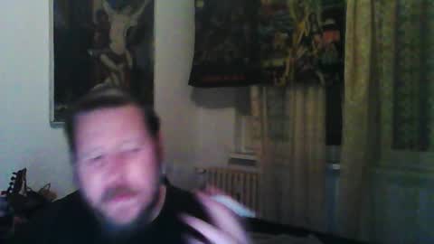 Snapshot of eda666 chatting on 02/14/26, 06:48 Edward online show from 02/14/26, 06:48