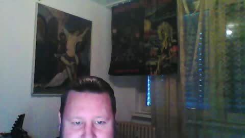 Snapshot of eda666 chatting on 04/11/26, 05:39 Edward online show from 04/11/26, 05:39