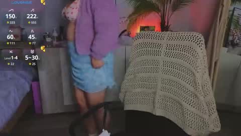 Snapshot of edalyn_af chatting on 09/28/25, 06:02      online show from 09/28/25, 06:02